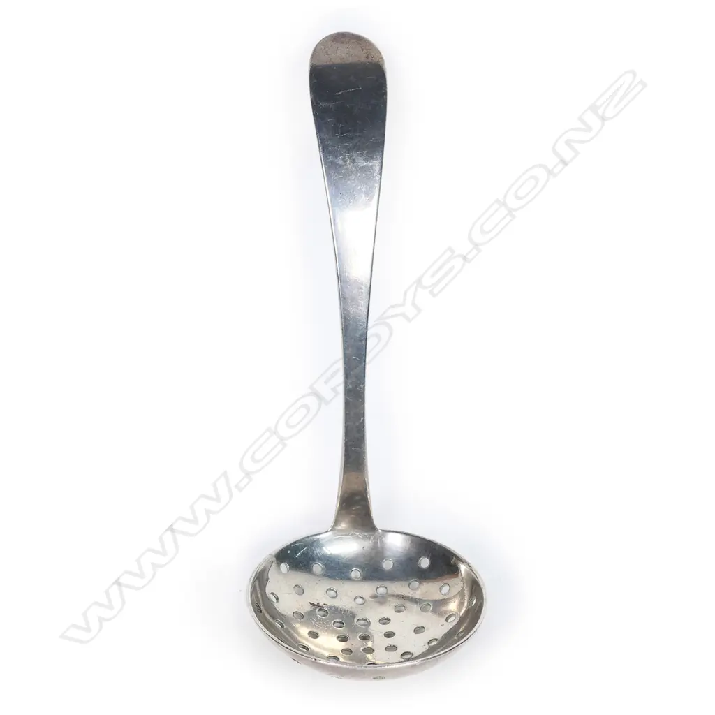 Frank Grady (Wellington) silver sifting spoon, Image 1++